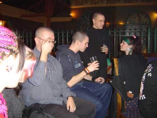 Furby 1, Toro, Darko, Shoe